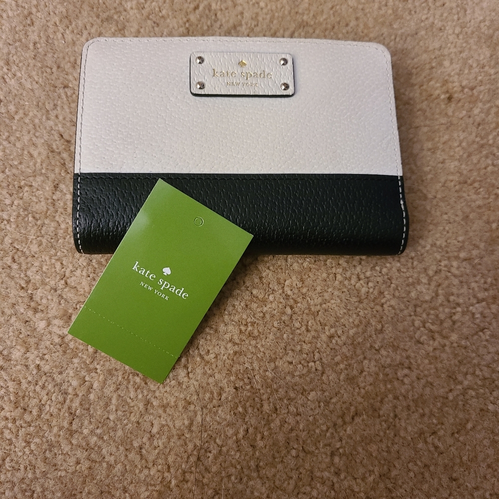 Kate Spade Grove Street wallet